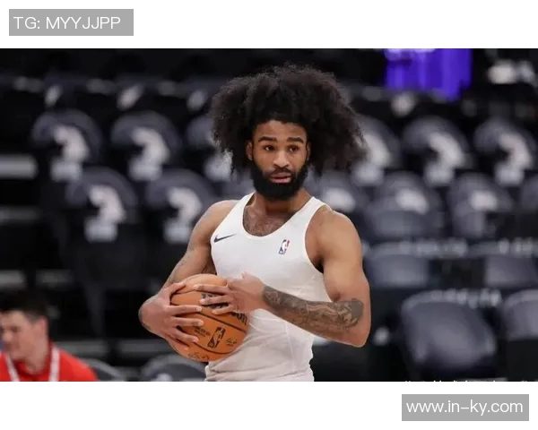 小桥称赞科比怀特进攻实力强调其替补席的重要支持作用 小桥称赞科比怀特进攻实力强调其替补席的重要支持作用